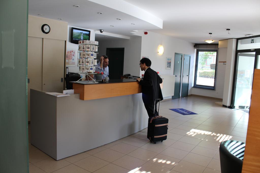 Hobbit Hotel Brussels Airport Zaventem Exterior photo