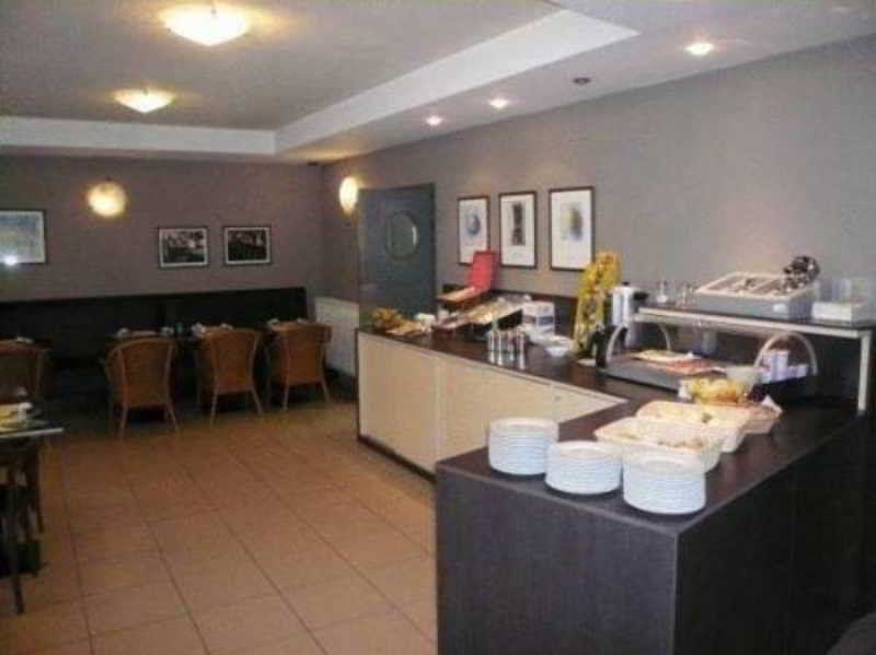 Hobbit Hotel Brussels Airport Zaventem Exterior photo
